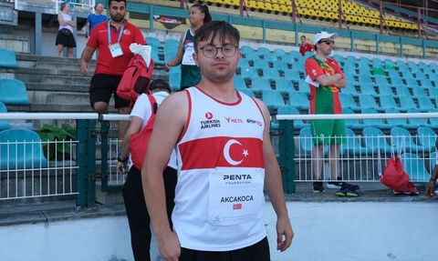 Emirhan Akçakoca'nın Avrupa Şampiyonası Başarısı