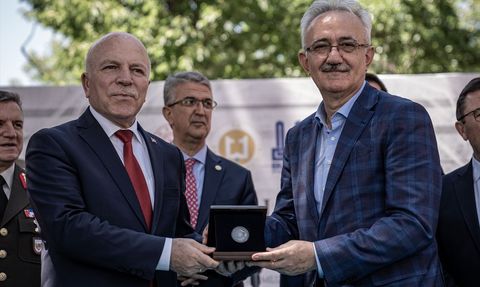 Erzurum Ulu Cami İçin Hatıra Parası Basıldı
