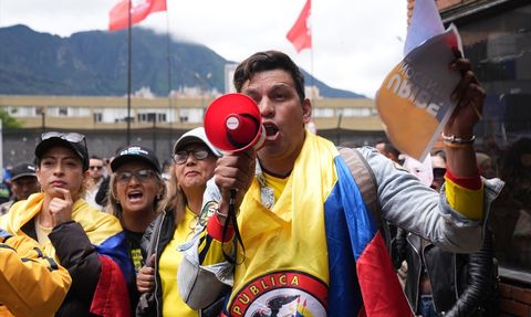 Eski Kolombiya Cumhurbaşkanı Rüşvet Suçlamasıyla Suçlu Bulundu