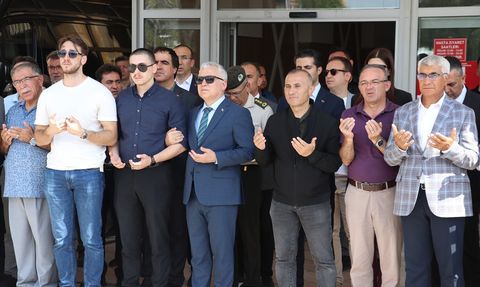 Eski Vali Erol Karaömeroğlu Trafik Kazasında Hayatını Kaybetti