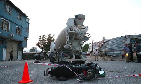 Hatay'da Motosiklet Kazası: 1 Ölü, 1 Yaralı