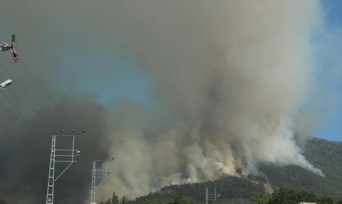 Hatay'da Orman Yangınına Müdahale Devam Ediyor