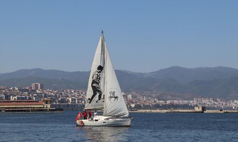 İzmir'de Denizcilik ve Kabotaj Bayramı Coşkuyla Kutlandı
