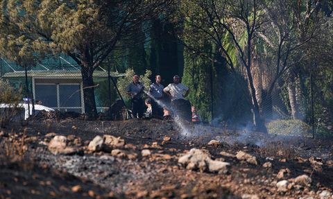 İzmir'de Otluk Alanda Yangın Kontrol Altına Alındı