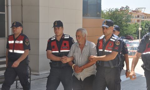 İzmir'deki Arazi Anlaşmazlığında Üç Kardeşin Cenazesi Defnedildi