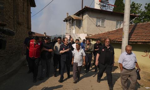 İzmir Ödemiş'te Orman Yangınına Müdahale Devam Ediyor