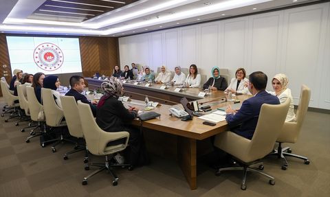 Kadın Belediye Başkanları ile Toplantı