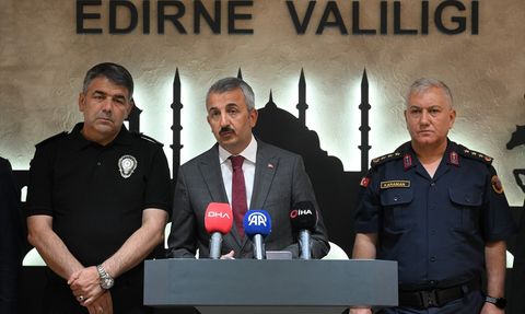 Kapıkule'de Yolcu Girişi Rekoru Kırıldı