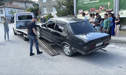 Karabük'te Ehliyetsiz Sürücü Kaçarken Tutuklandı