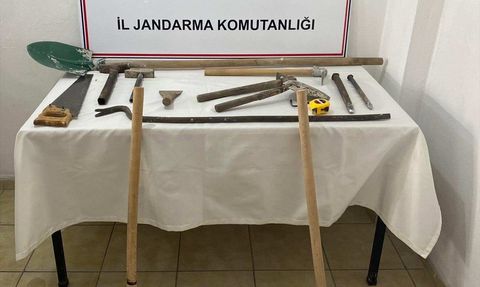Kastamonu'da İzinsiz Kazı Yapan 5 Kişi Gözaltına Alındı