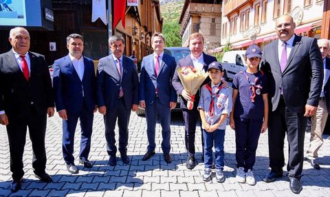 Kemaliye'de 46. Uluslararası Kültür ve Doğa Sporları Şenliği Başladı