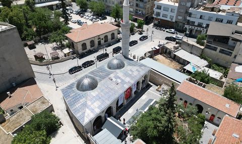 Kilis'te 3 Asırlık Çalık Camisi Yeniden İbadete Açıldı