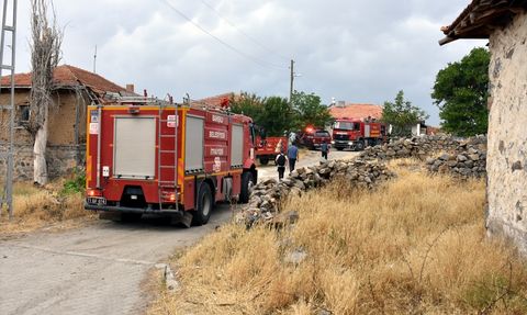 Kırıkkale'de Anız Yangını Kontrol Altına Alındı