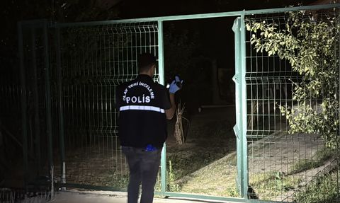 Kocaeli'de Üvey Oğul Bıçakla Yaralandı