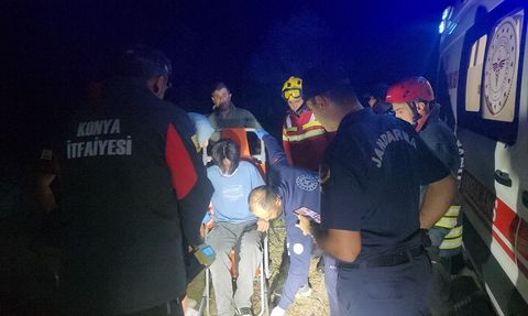 Konya'da Kayalıklarda Mahsur Kalan İki Çocuk Kurtarıldı