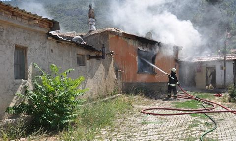 Konya'da Yangın Faciası: Bir Kişi Hayatını Kaybetti