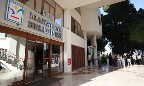 Manavgat Belediye Başkanı Niyazi Nefi Kara ve 34 Kişi Gözaltında