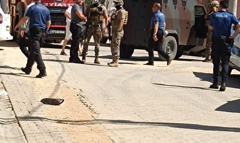 Mardin'de Bıçakla Rehin Alma Olayı: Eş ve Çocuklar Kurtarıldı