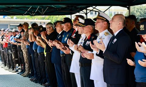 Mersin'de Görev Başındaki Polis Memuru Hayatını Kaybetti