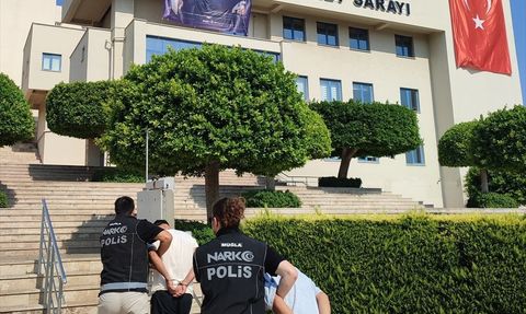 Muğla'da Uyuşturucu Ticareti Operasyonu: 5 Tutuklama