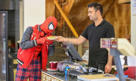 Örümcek Adam Türkiye'yi Geziyor: Diyarbakır Ziyareti