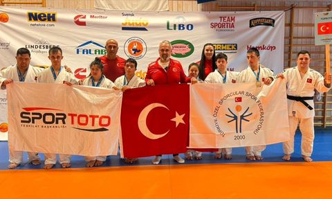Özel Sporcular Down Judo Milli Takımı, İsveç'ten 8 Altın Madalyayla Döndü