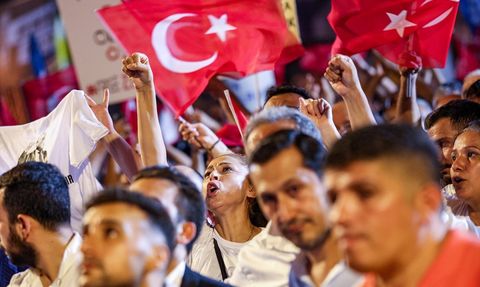 Özgür Özel Adana'da CHP'nin Gücünü Vurguladı