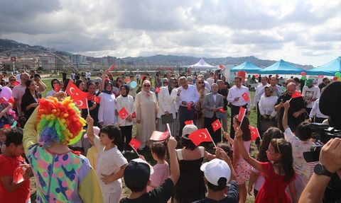 Rize'de Koruyucu Aile Şenliği Yapıldı