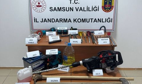 Samsun'da İzinsiz Kazı Yapan Üç Şahıs Suçüstü Yakalandı