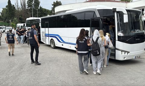Samsun'daki Yasa Dışı Bahis Operasyonunda 19 Kişi Tutuklandı