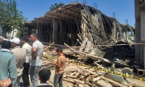 Şanlıurfa'da İnşaat Çökmesi: 7 İşçi Yaralandı