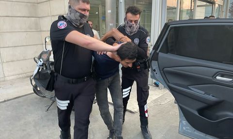 Şanlıurfa Hastanesinde Bıçaklı Saldırı: İki Yaralı