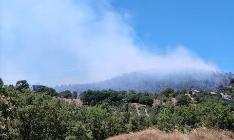 Savaştepe'deki Orman Yangınına Müdahale Devam Ediyor