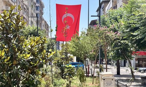 Siirt'te 'Terörsüz Türkiye' İçin Bayrak Asma Etkinliği