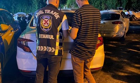 Şişli'de Ambulansa Yol Vermeyen Sürücü Cezalandırıldı