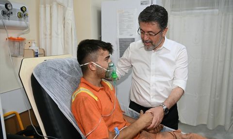 Tarım ve Orman Bakanı İbrahim Yumaklı, Yangın Bölgesinde İncelemelerde Bulundu