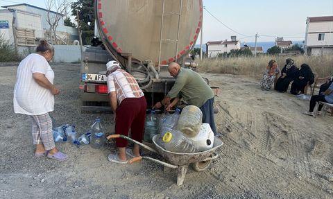 Tekirdağ'da Su Kesintileri Vatandaşları Zora Sokuyor