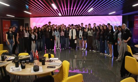 Teknoloji ve Akademik Girişimcilik Kampı: Başarılı Gençler Bir Araya Geldi