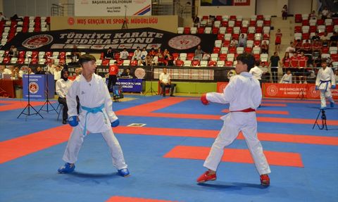 Türkiye Karate Premier Ligi Muş'ta Başladı