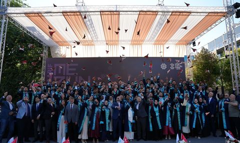 Türkiye Maarif Vakfı'ndan Uluslararası Öğrencilere Mezuniyet Töreni