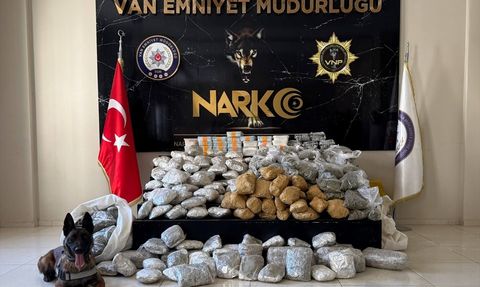 Van'da Uyuşturucu Operasyonu: 122 Kilo Madde Ele Geçirildi