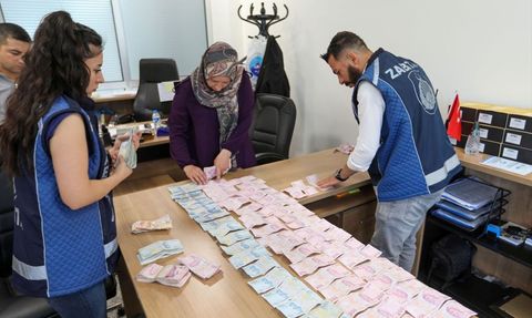 Van'da Zabıta Ekipleri Dilenciye Baskın Düzenledi