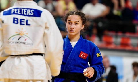 Yağmur Yılmaztürk EYOF 2025'te Gümüş Madalya Kazandı