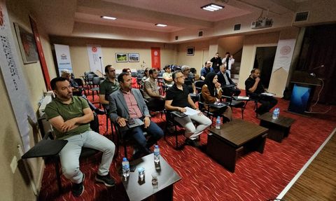 Yapay Zeka Destekli Medya Uzmanlığı Eğitimi Erzincan'da Gerçekleşti