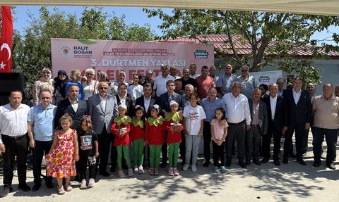 3. Dürtmen Yaylası Çilek Festivali Samsun'da Gerçekleşti