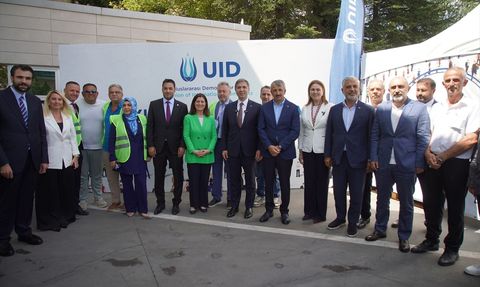 AK Parti Genel Başkan Yardımcısı Sırakaya, Kapıkule'de Gurbetçileri Uğurladı