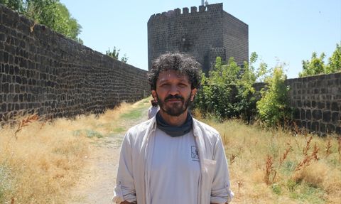 Akademisyenler Malazgirt Kalesi'nde Tarihi Kazılar Yapıyor