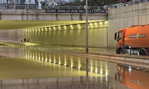 Ankara'da Kısa Süreli Sağanak Yağış