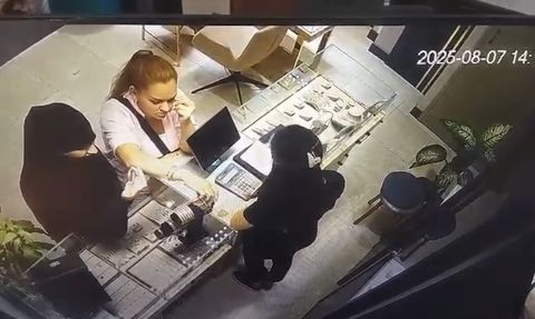 Balıkesir'de Kuyumcuda Tırnakçılık Yöntemiyle Hırsızlık