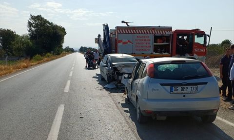 Balıkesir'de Trafik Kazası: 1 Ölü, 1 Yaralı